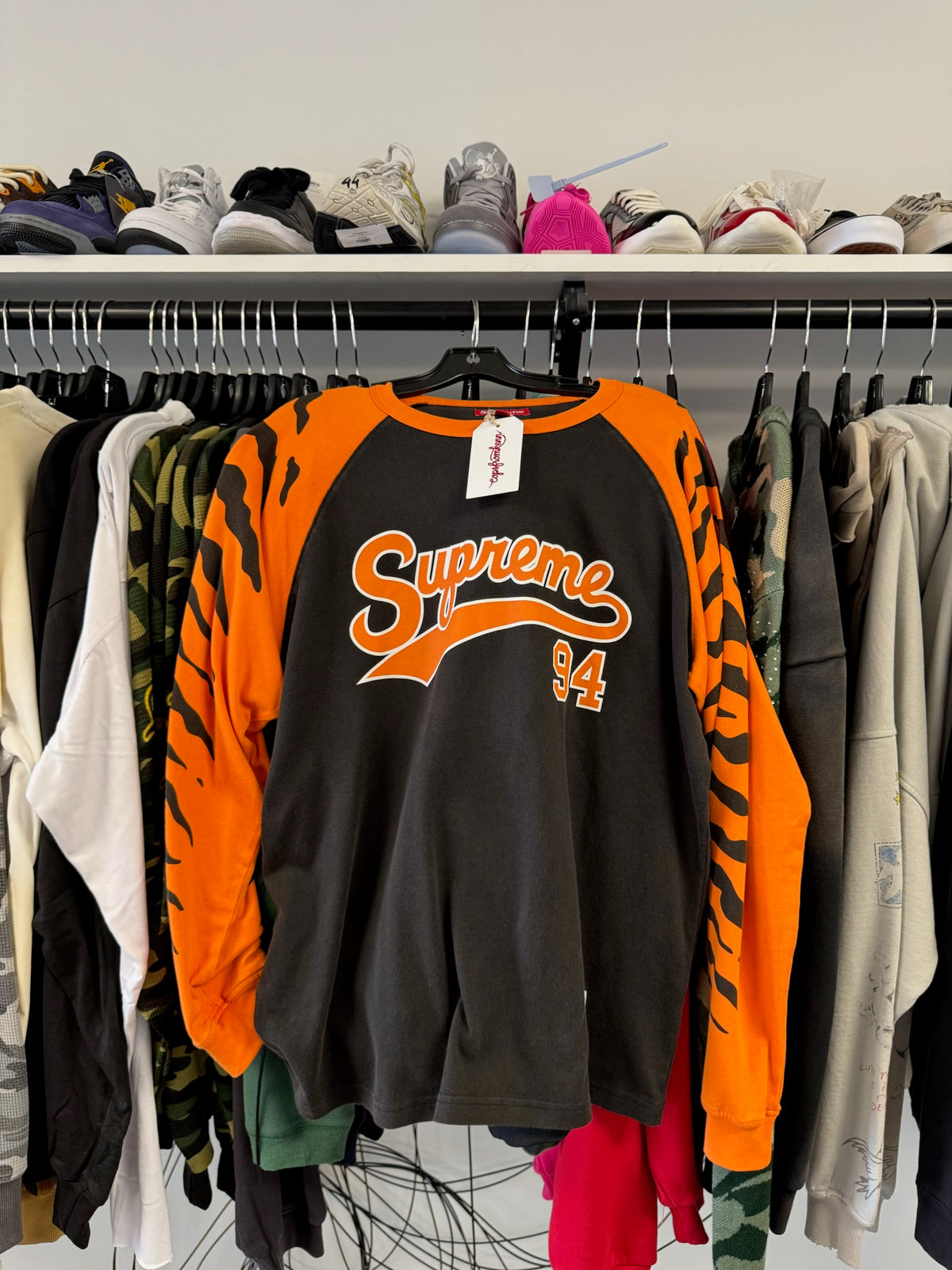 Supreme Tiger Raglan L/S Medium