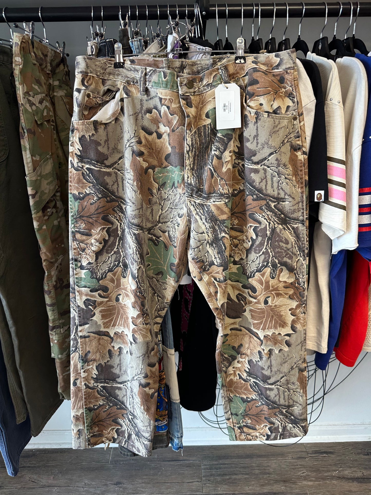 Pre Owned Camo Pants Size 42x30