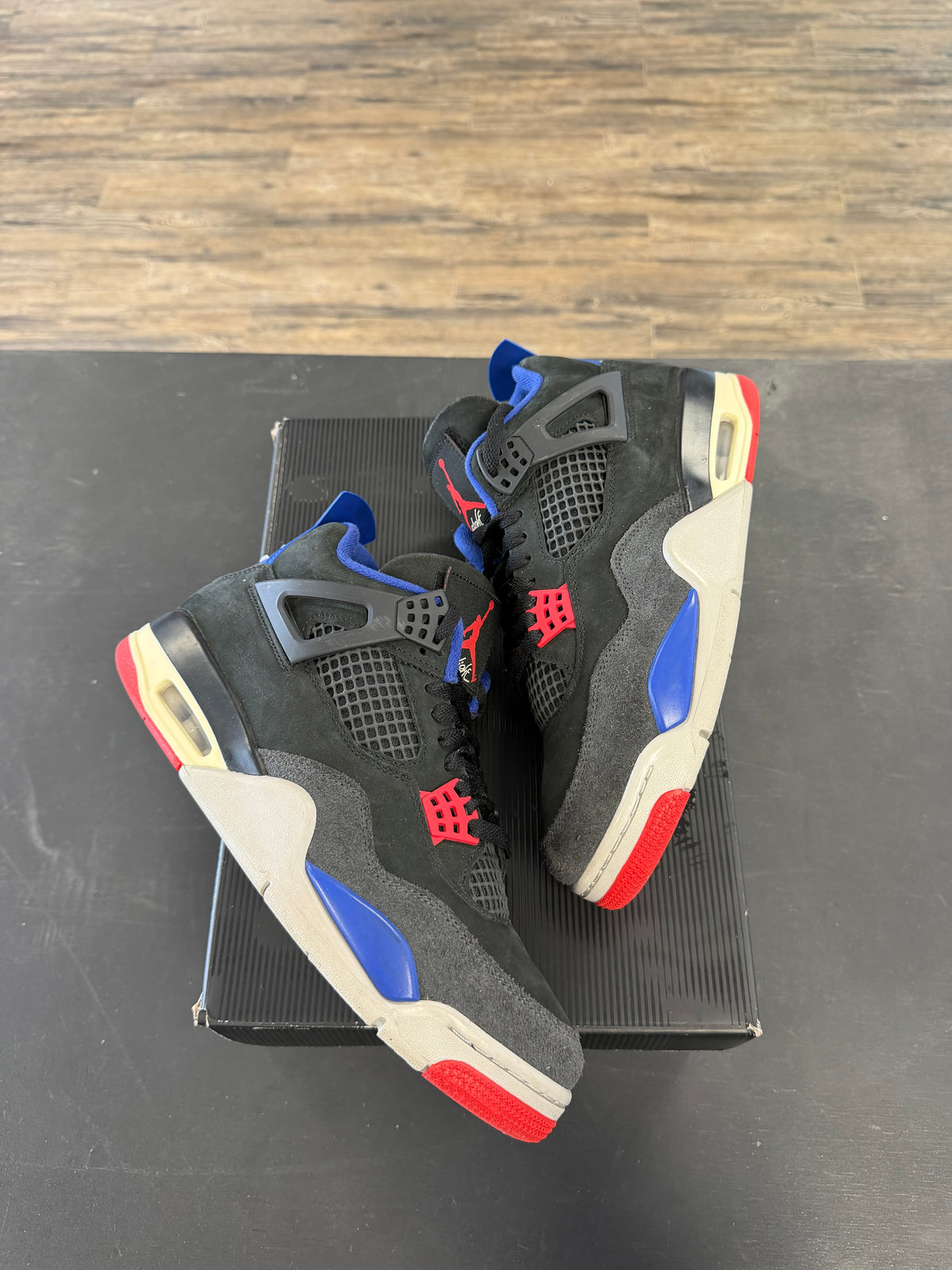 Air Jordan 4s "Rare Air" Size 9.5