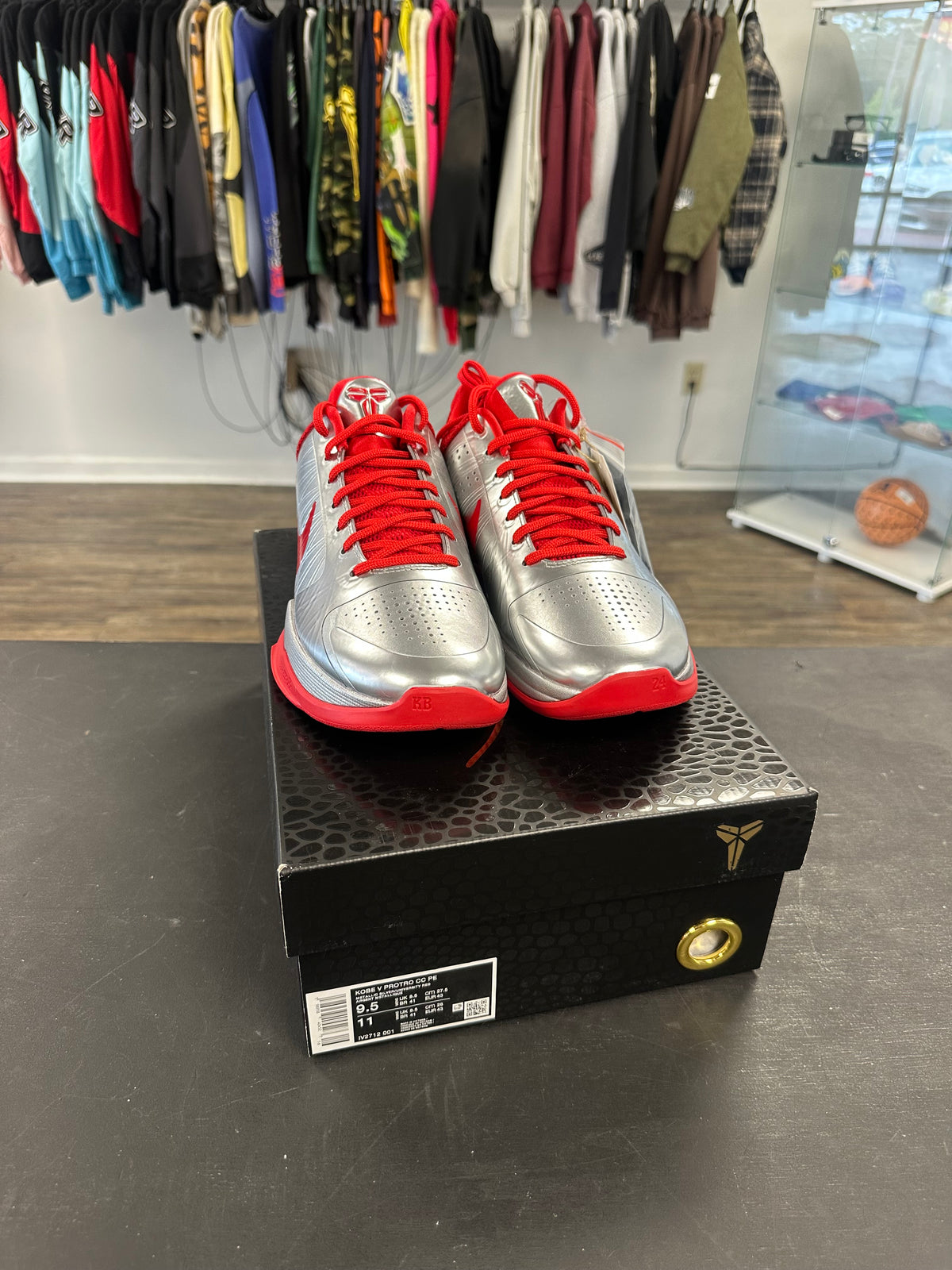 Nike Kobe 5 Protro "Caitlin Clark ROTY" Size 9.5