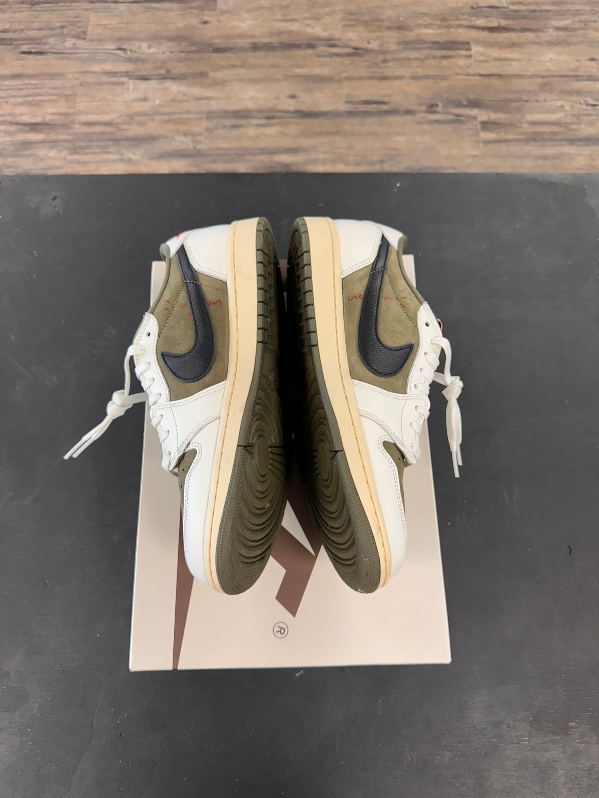 Travis Scott Olive Low 1s Size 10.5
