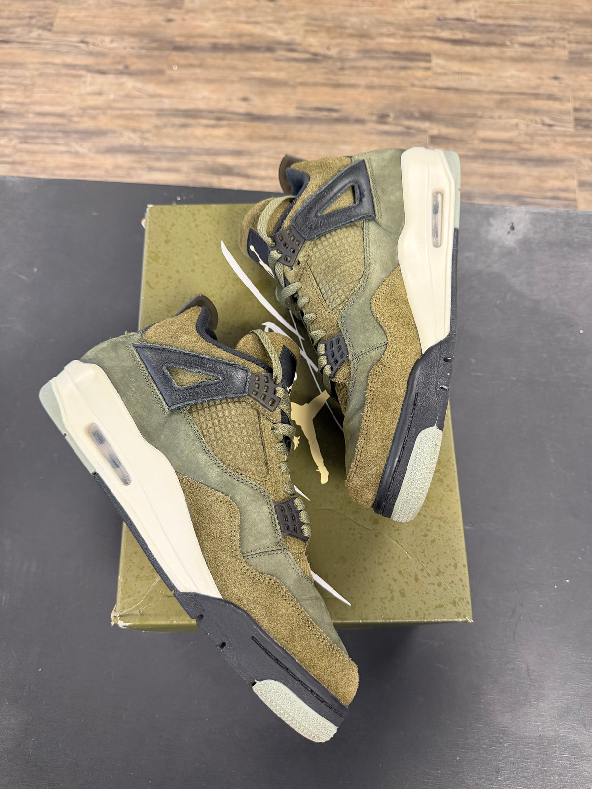 Air Jordan 4s "Olive" Size 10