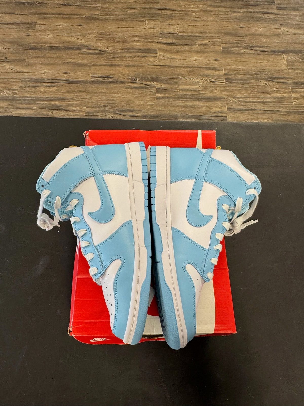 Nike Dunk High Size 9.5