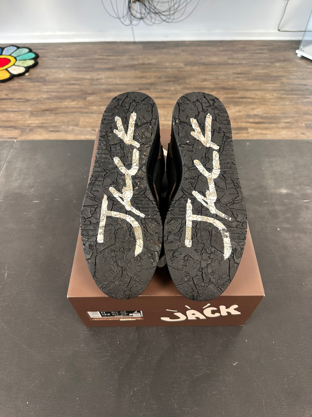 Travis Scott Dark Mocha Size 11