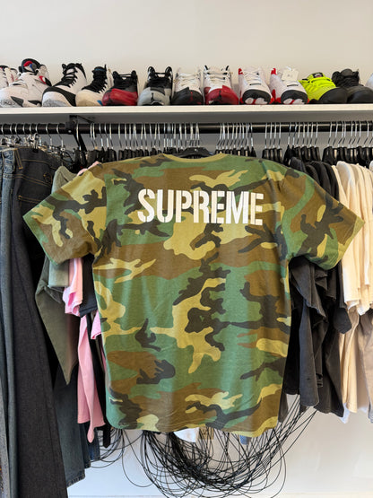Supreme World Famous Camo Tee Size Large