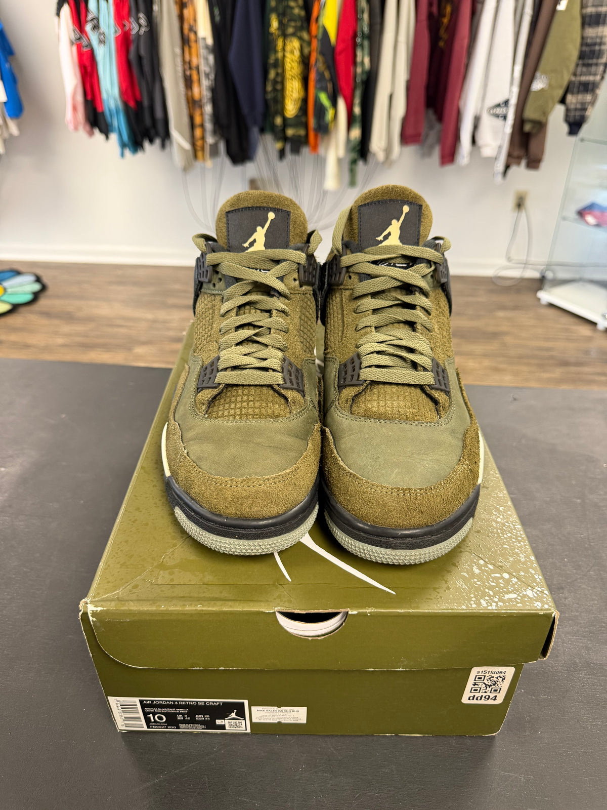 Air Jordan 4s "Olive" Size 10