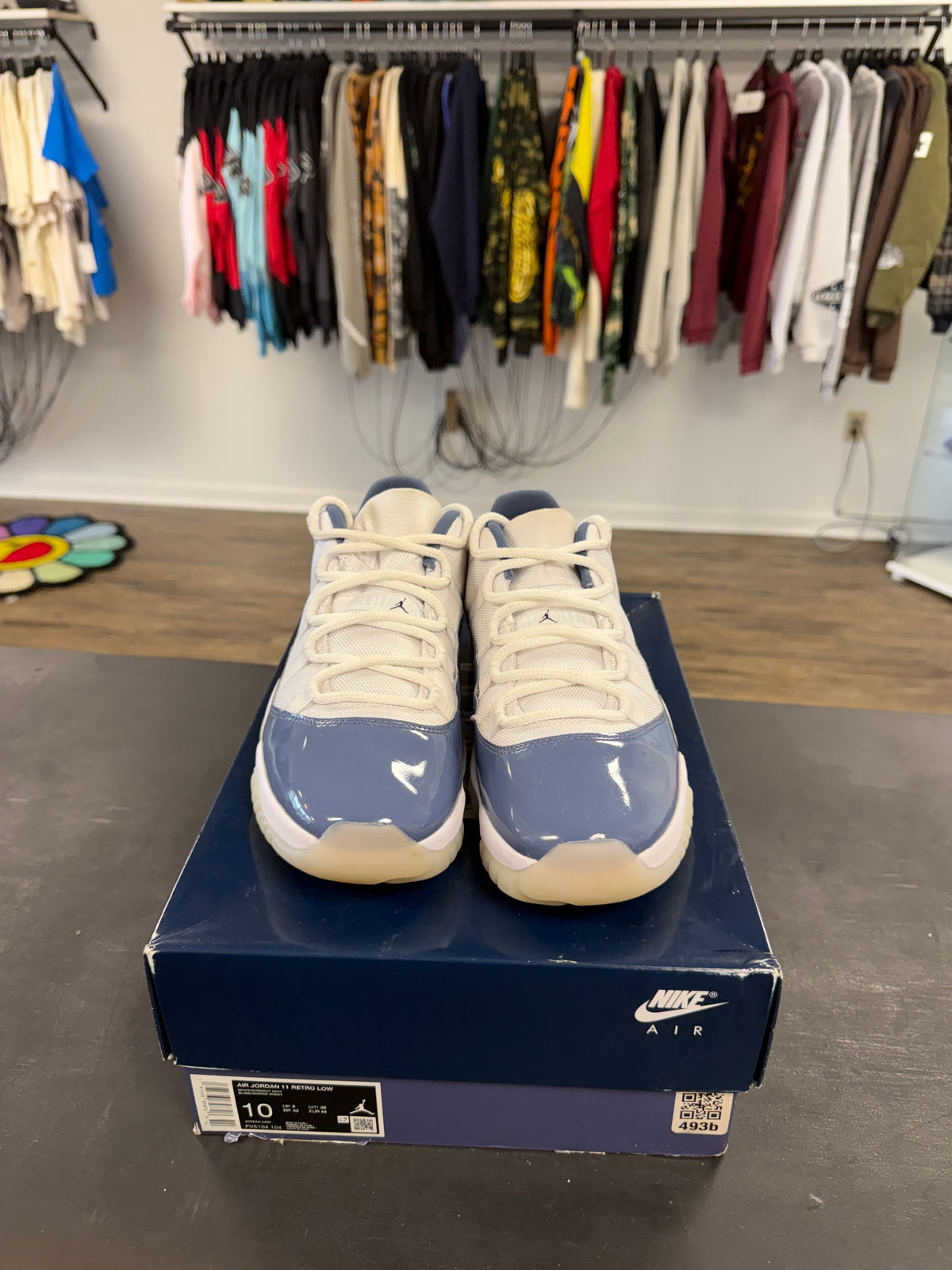 Air Jordan 11s Low "Midnight Navy" Size 10