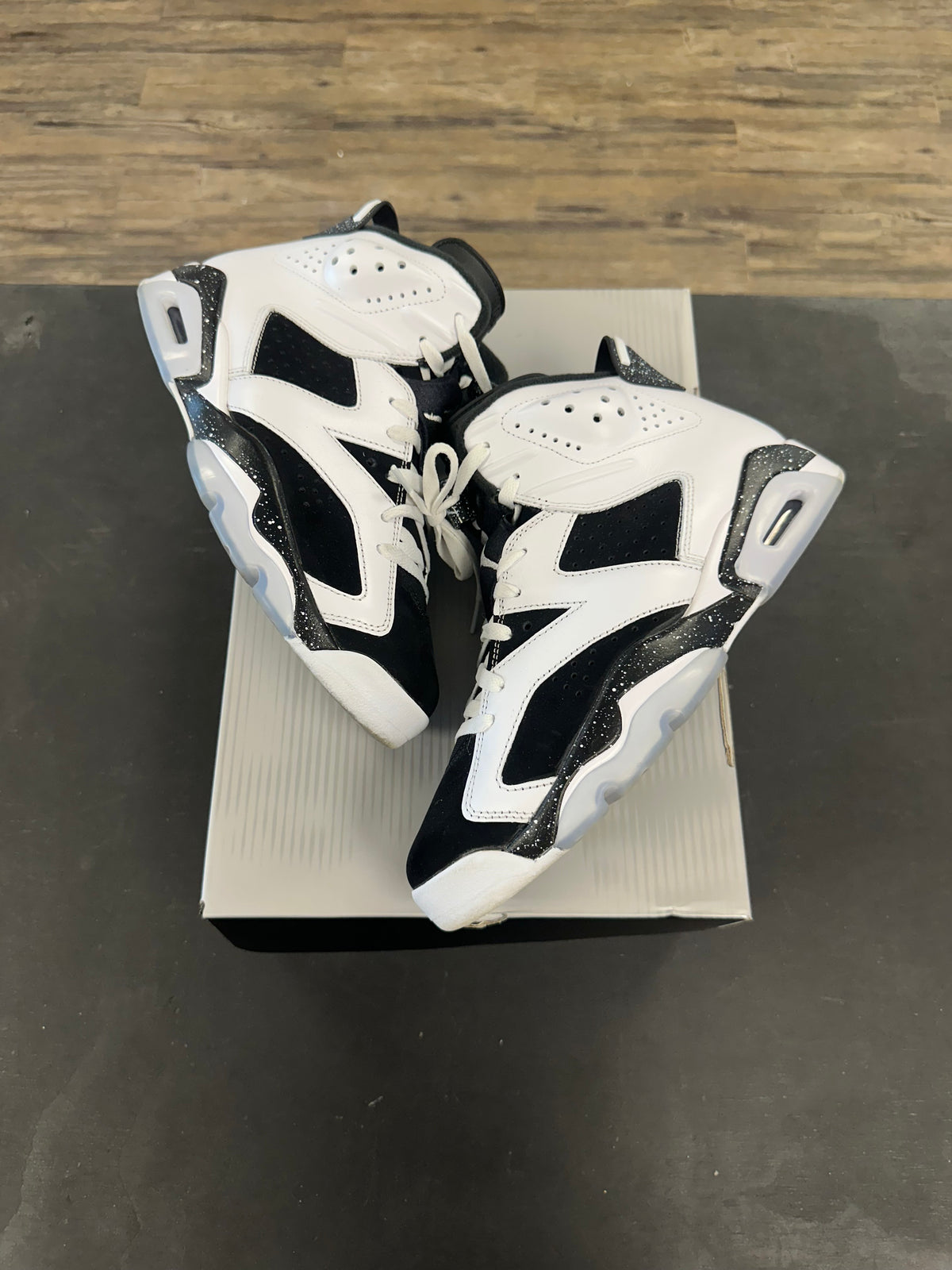 Air Jordan 6s "Oreo" Size 8.5