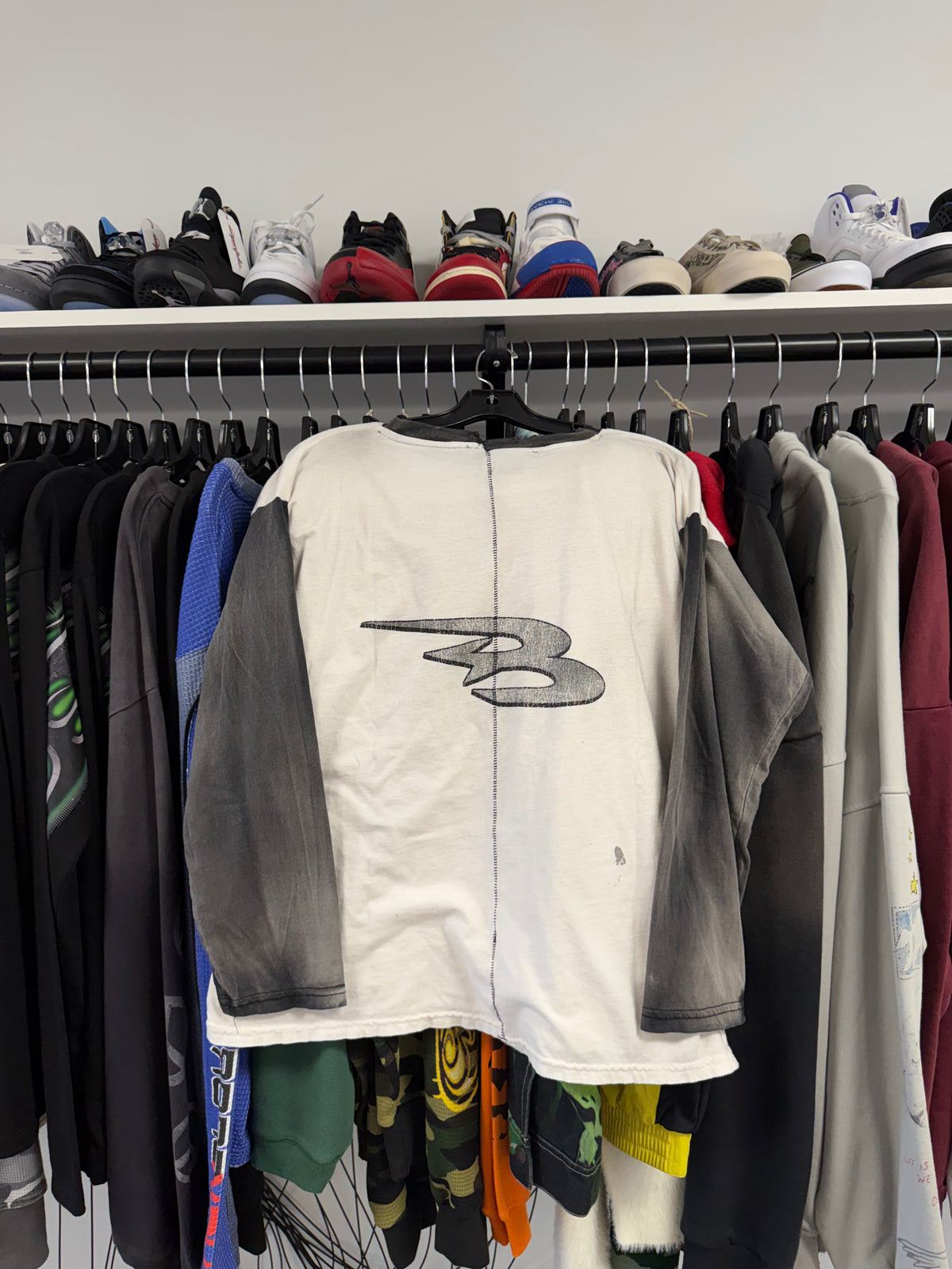 Abominable Baseball Tee Size Medium