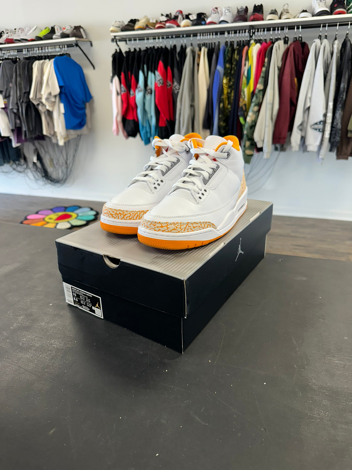 Air Jordan 3s "Orange Citrus" Size 8.5