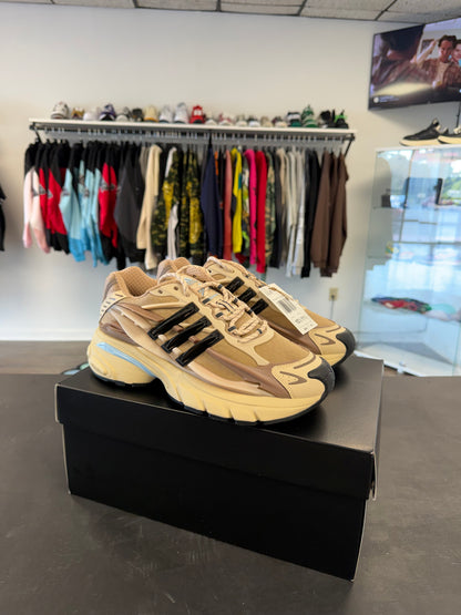 Pharrell Williams X Adidas Adistar Jellyfish Crystal Sand Size 10.5