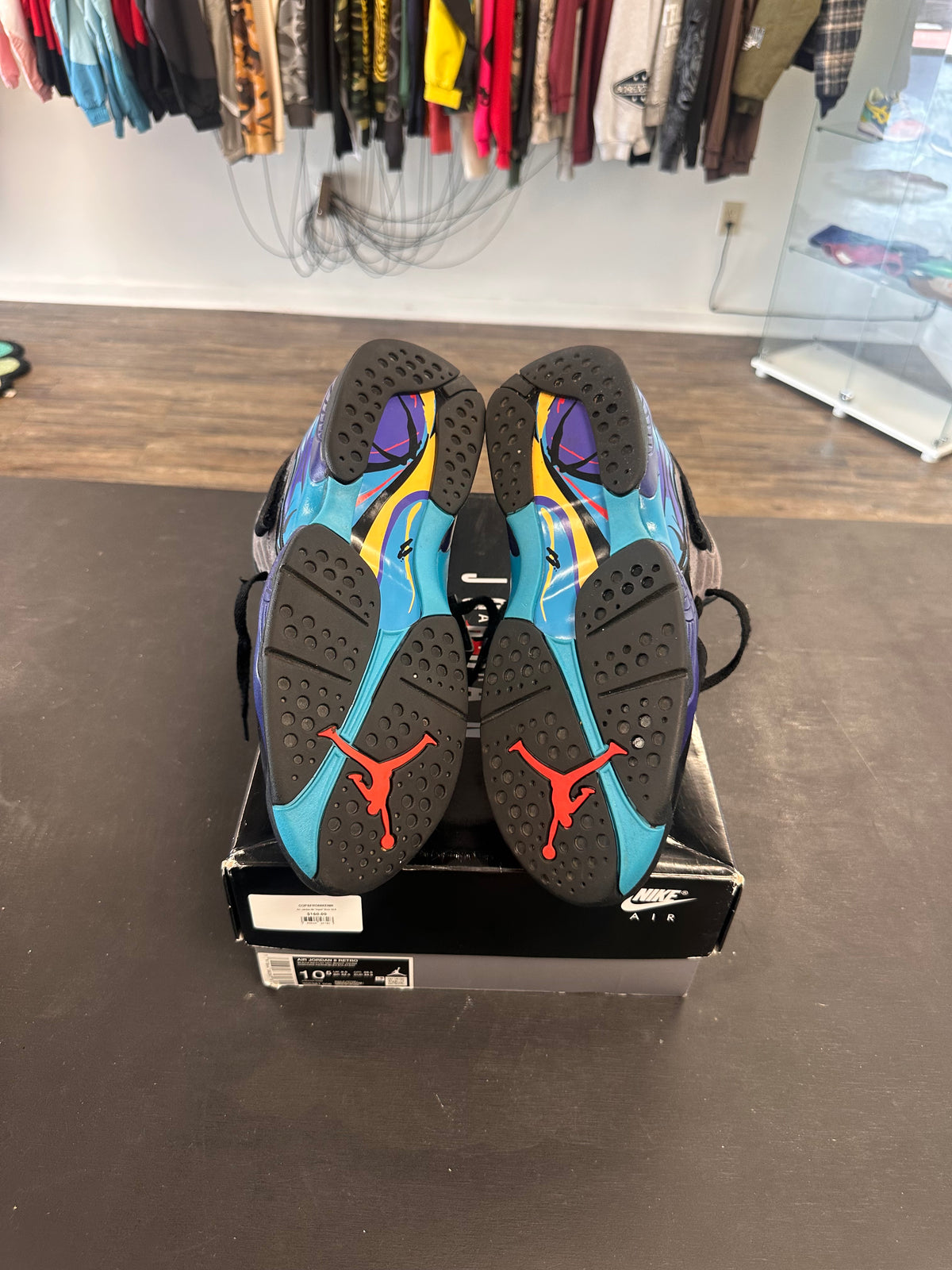 Air Jordan 8s "Aqua" Size 10.5