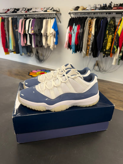 Air Jordan 11s Low "Midnight Navy" Size 10