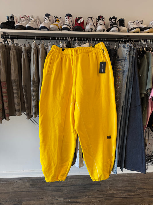 GV Gallery Lemon Drop Sweats Size XLarge