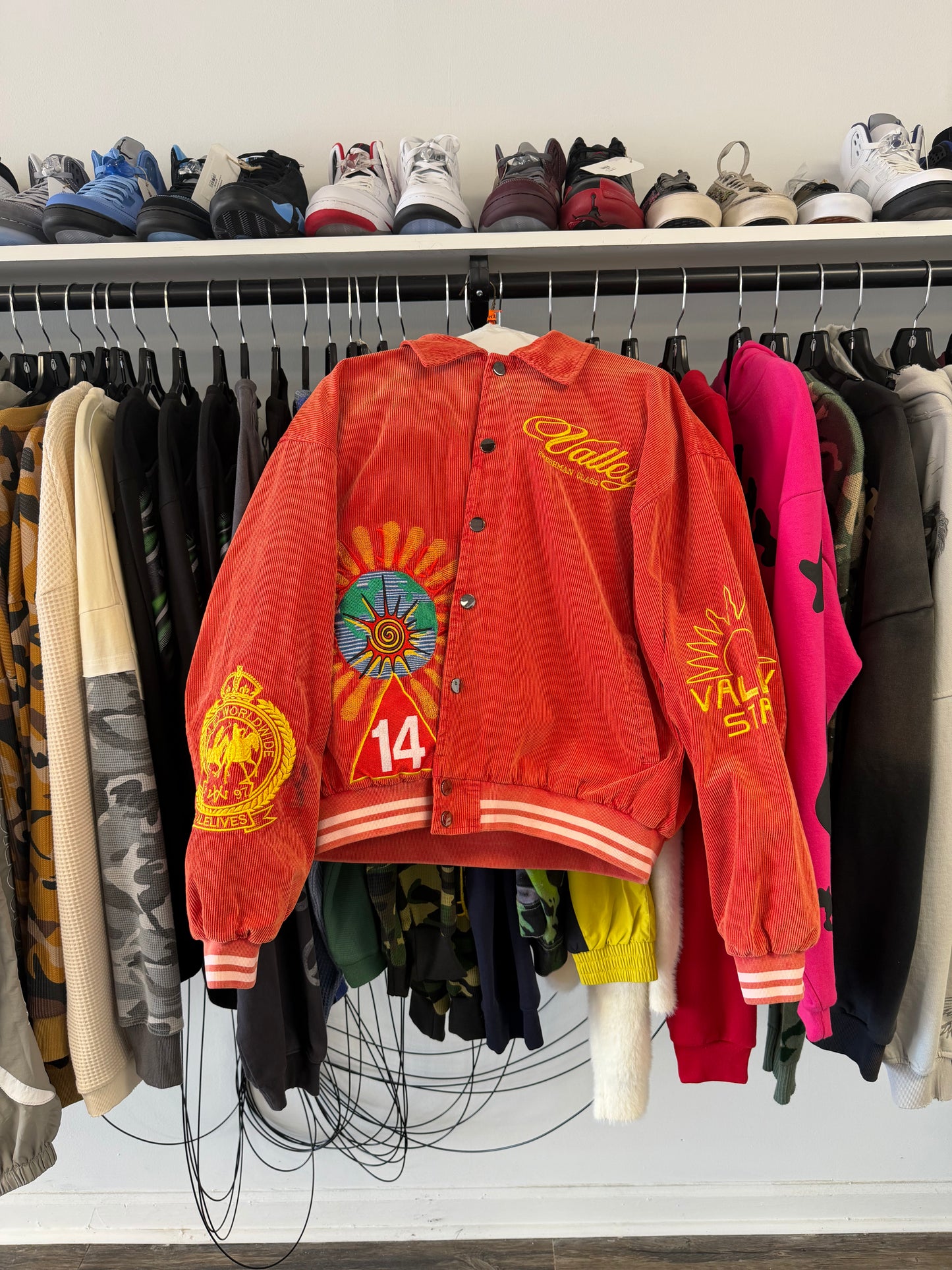 Vale Forever College Souvenir Varsity Orange Size Large