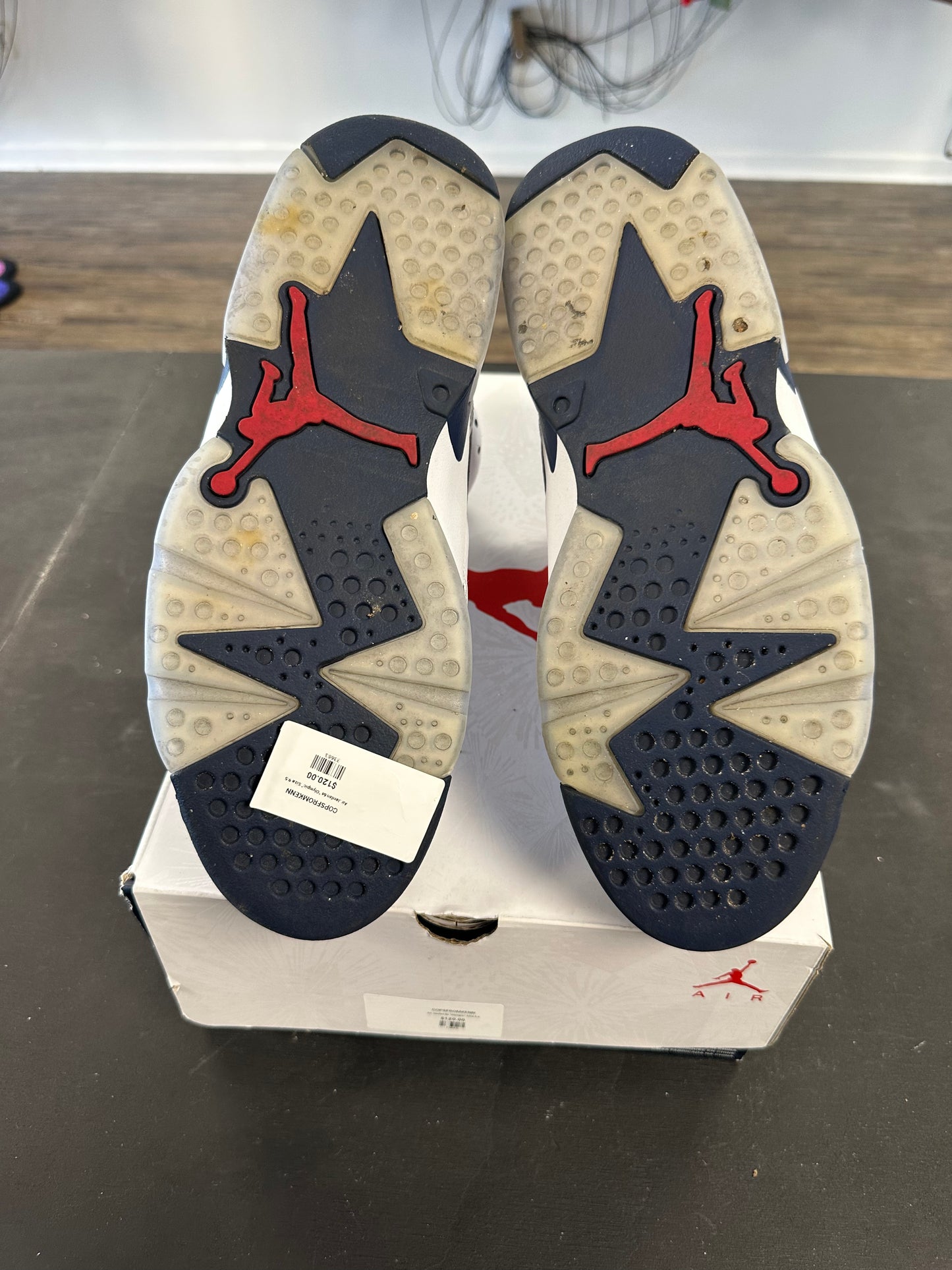 Air Jordan 6s "Olympic" Size 9.5