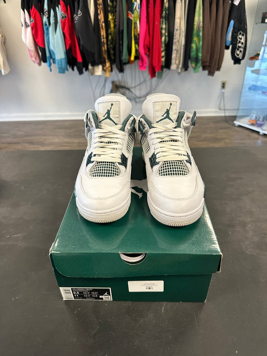Air Jordan 4s "Oxidized Green" Size 9.5