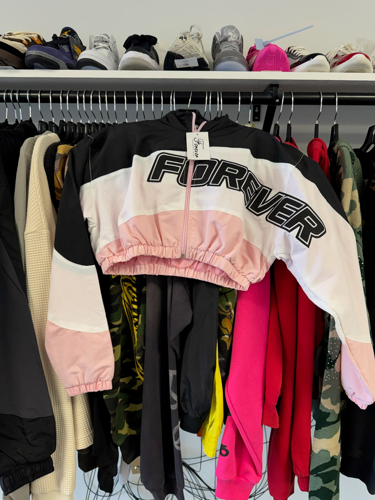 ForeverHungry Pink Top Size Medium