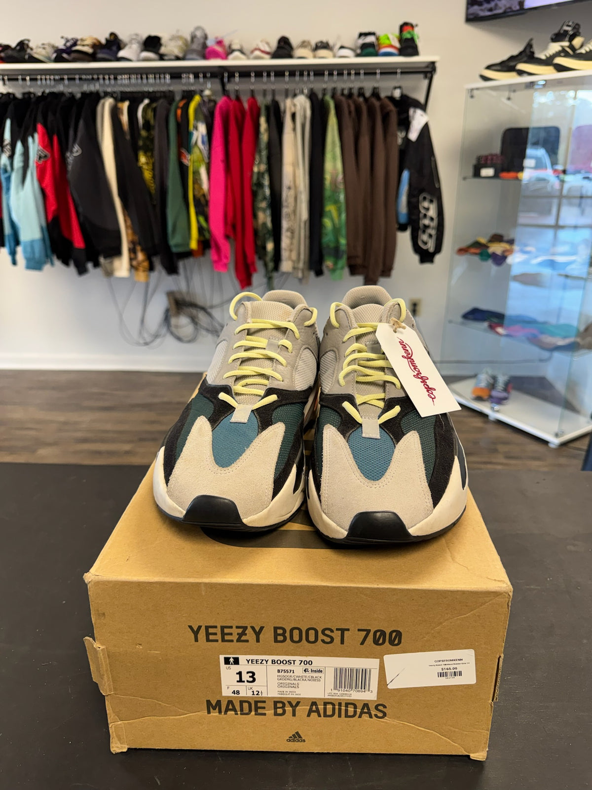 Yeezy Boost 700 Wave Runner Size 13