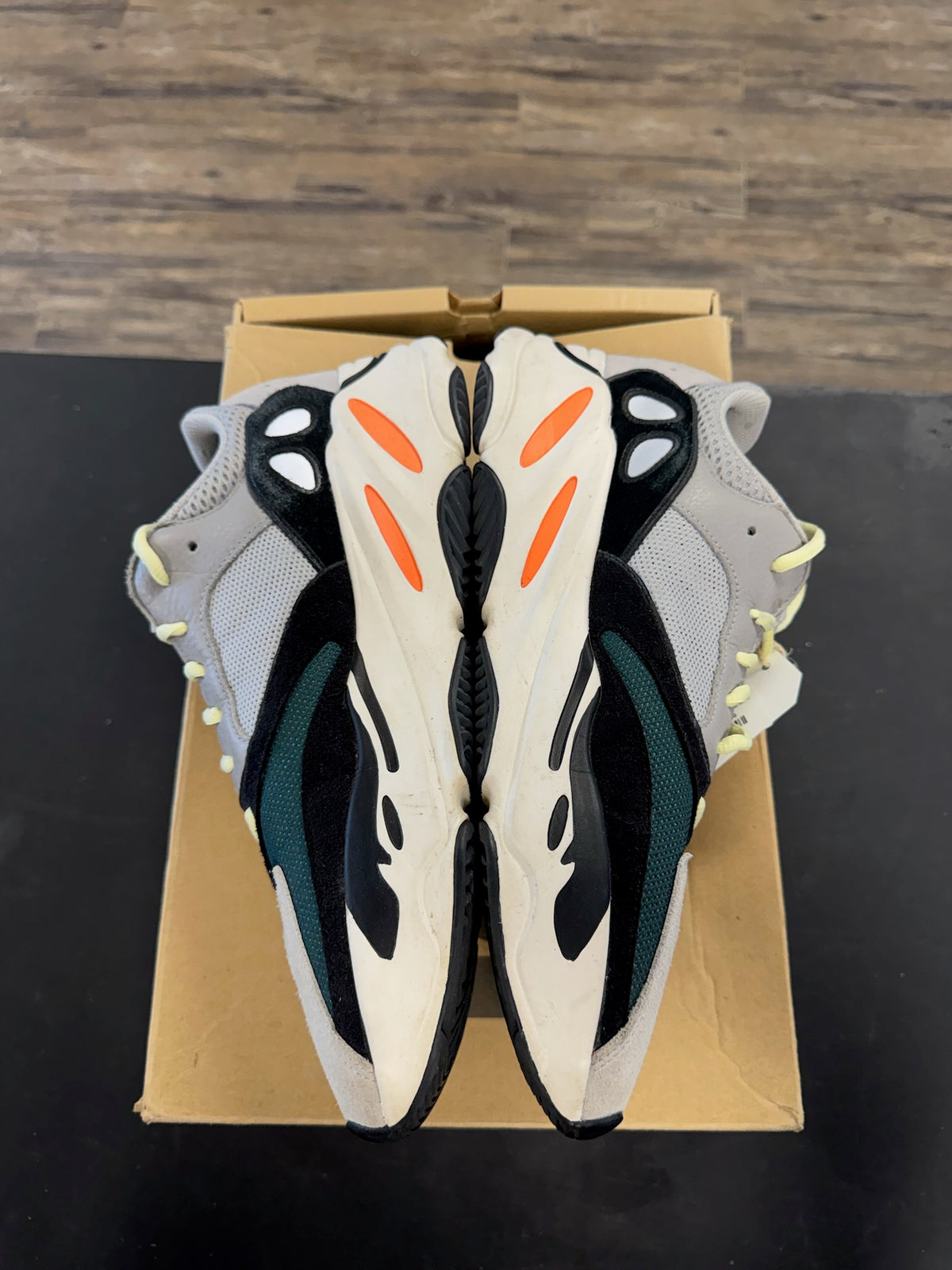 Yeezy Boost 700 Wave Runner Size 13