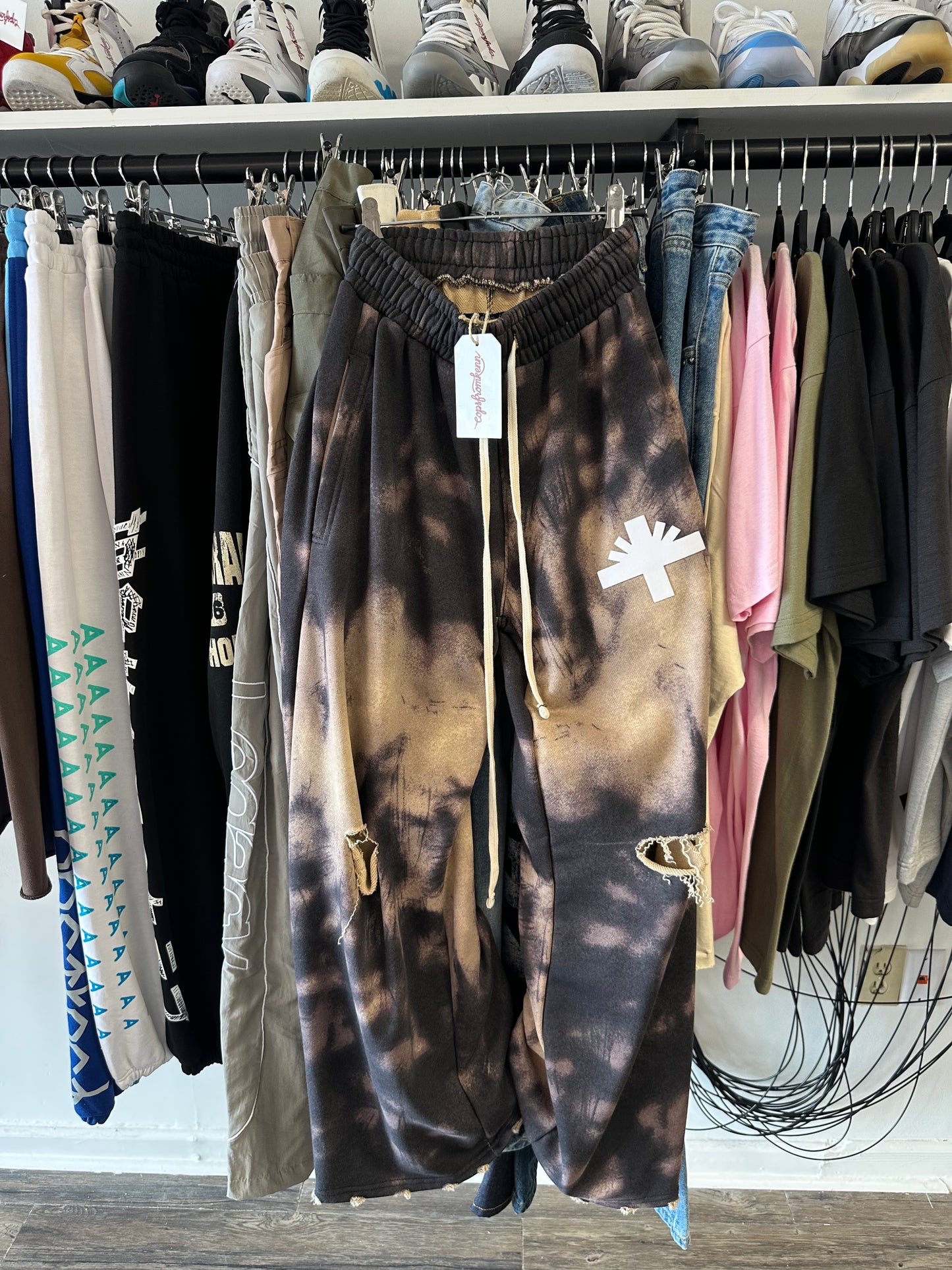 Vertabrae Flare Pants Small