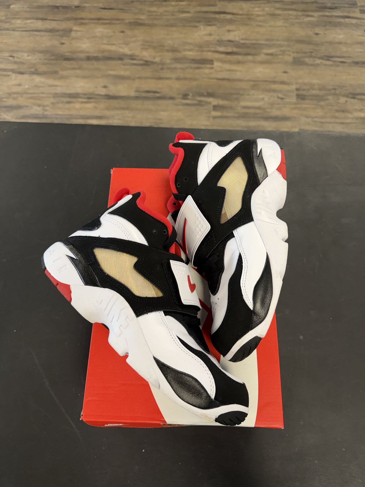 Nike Air Diamond Turf "49ers" Size 9.5