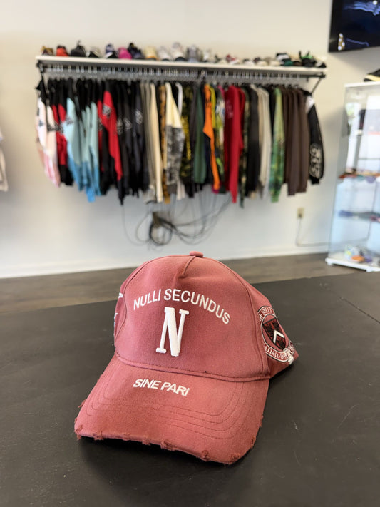 Nulli Secundus University Hat (Red)