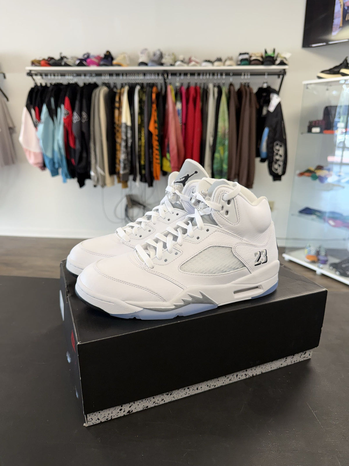 Jordan 5 Retro " White Metallic" Size 9