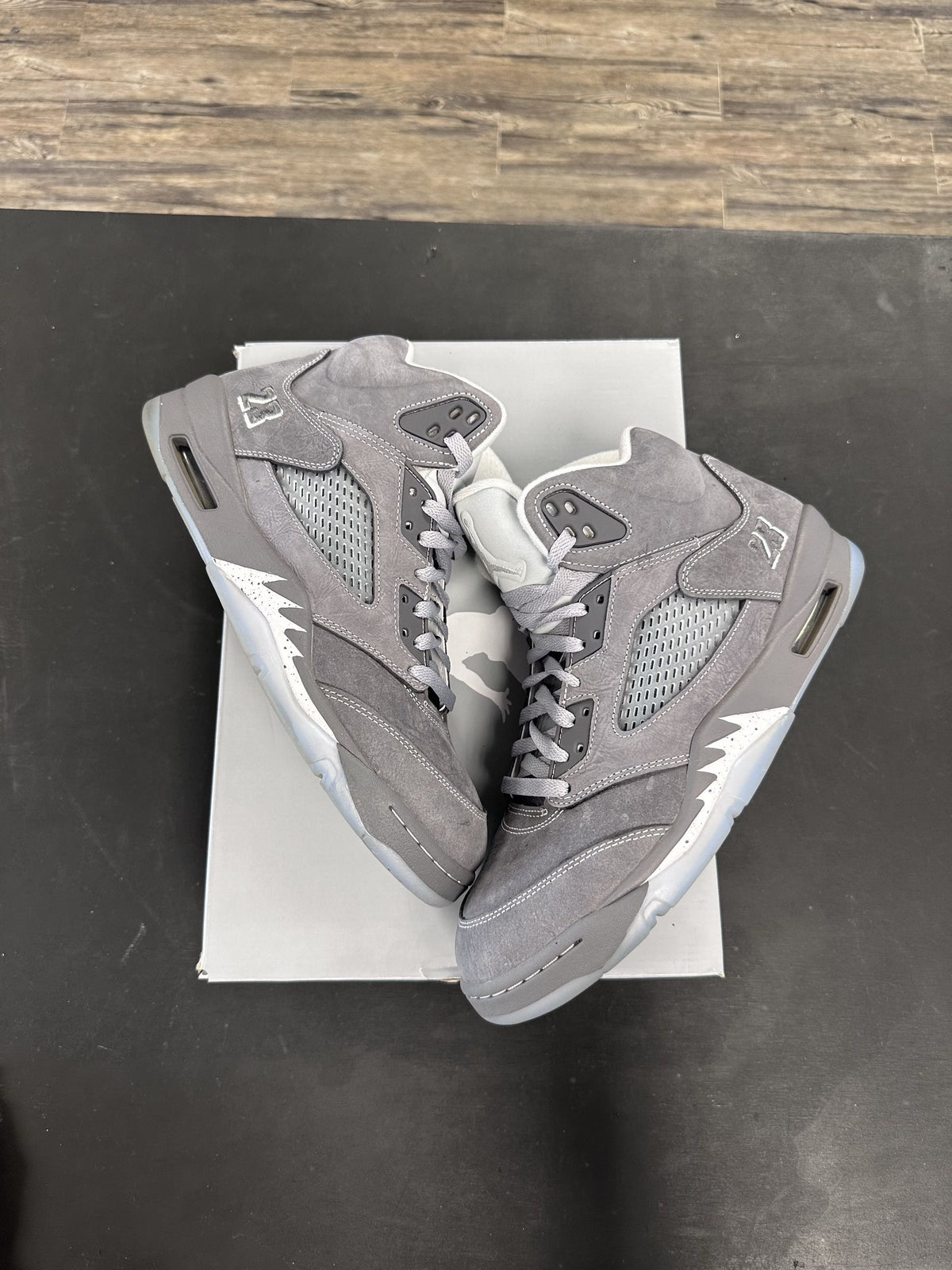 Air Jordan 5s "Wolf Grey" Size 10.5