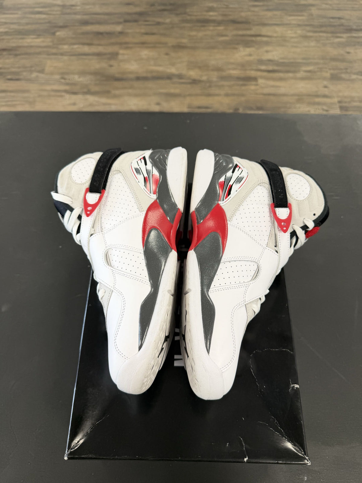 Air Jordan 8 "Bugs Bunny" Size 11