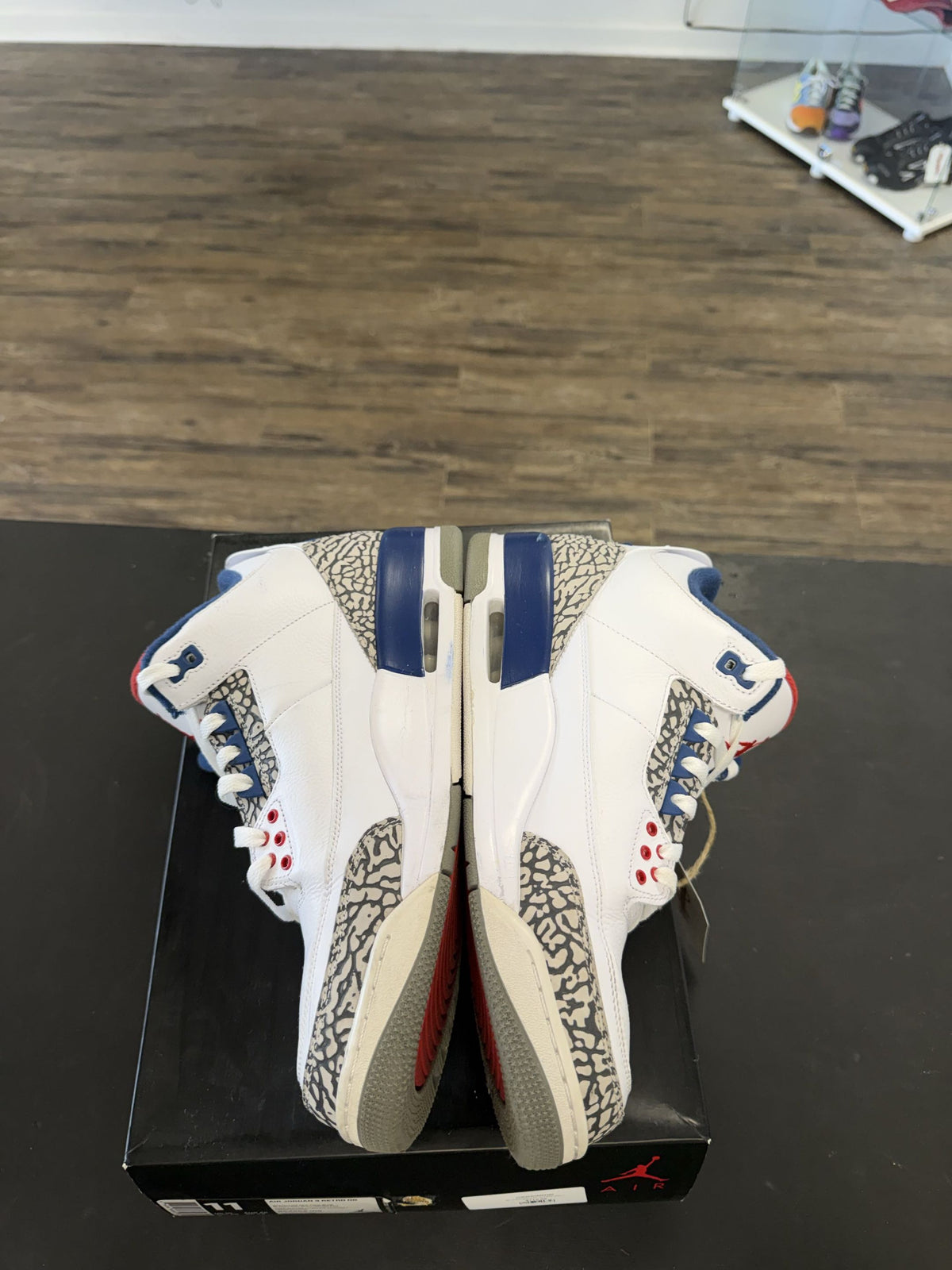 Air Jordan 3 Retro OG "True Blue" Size 11