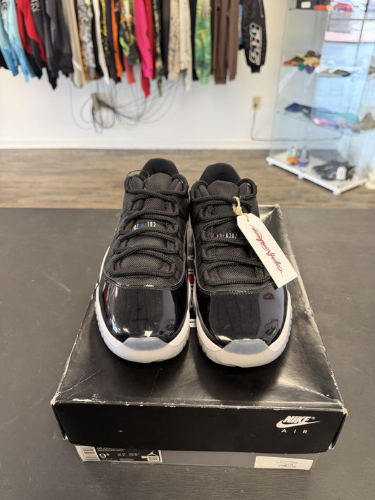 Air Jordan 11 Low "Spacejam" Size 9.5