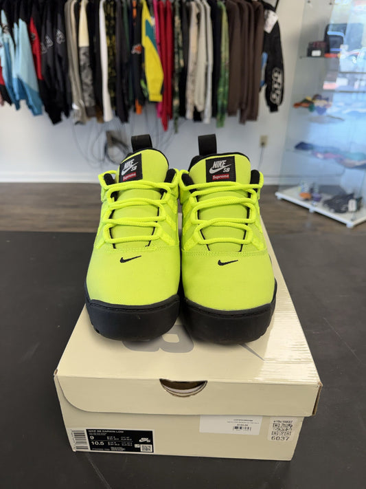 Supreme X Nike SB Darwin Low "Volt" Size 9