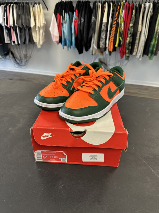 Nike Dunk Low "Miami" Size 9.5